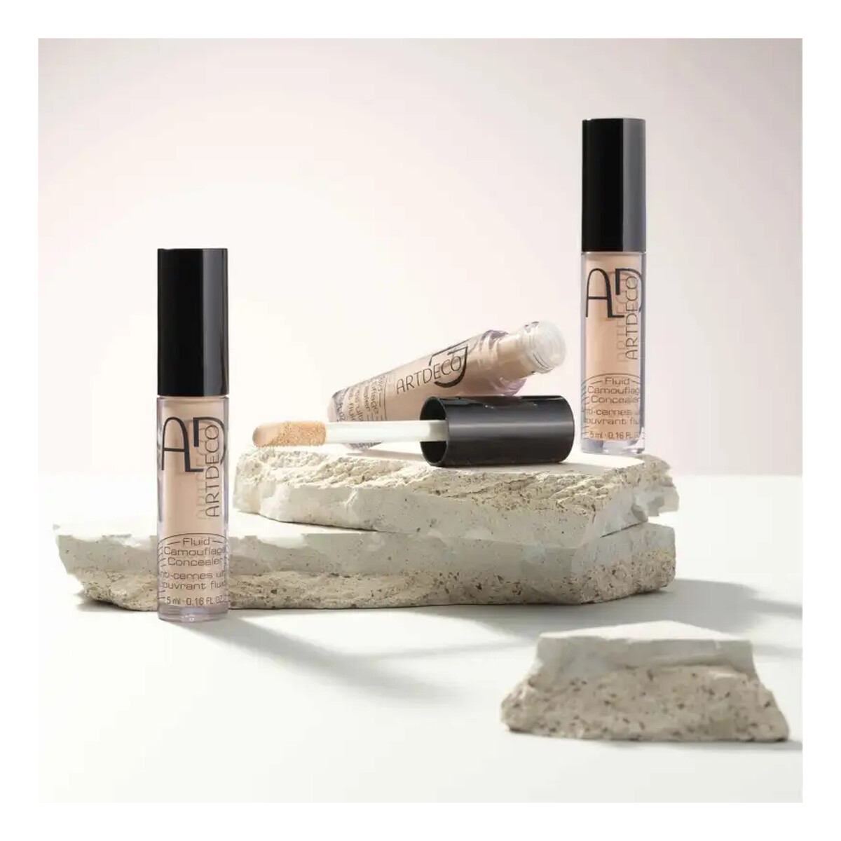 ArtDeco Fluid Camouflage Concealer Mocno kryjący korektor 5ml