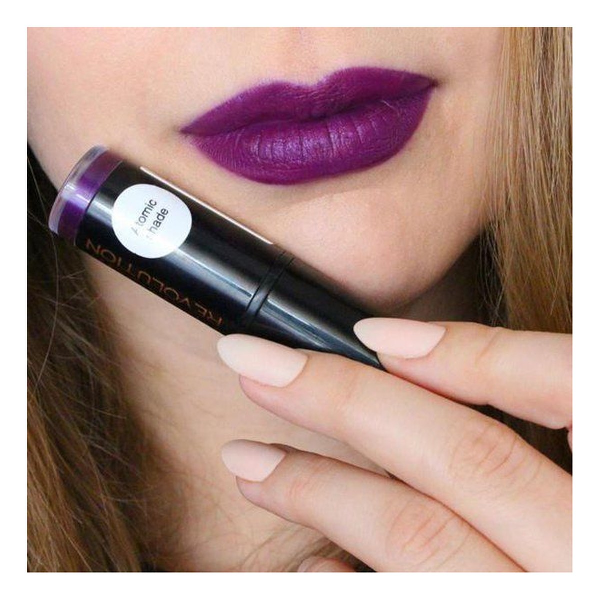 Makeup Revolution Atomic Lipstick Pomadka do ust 3g