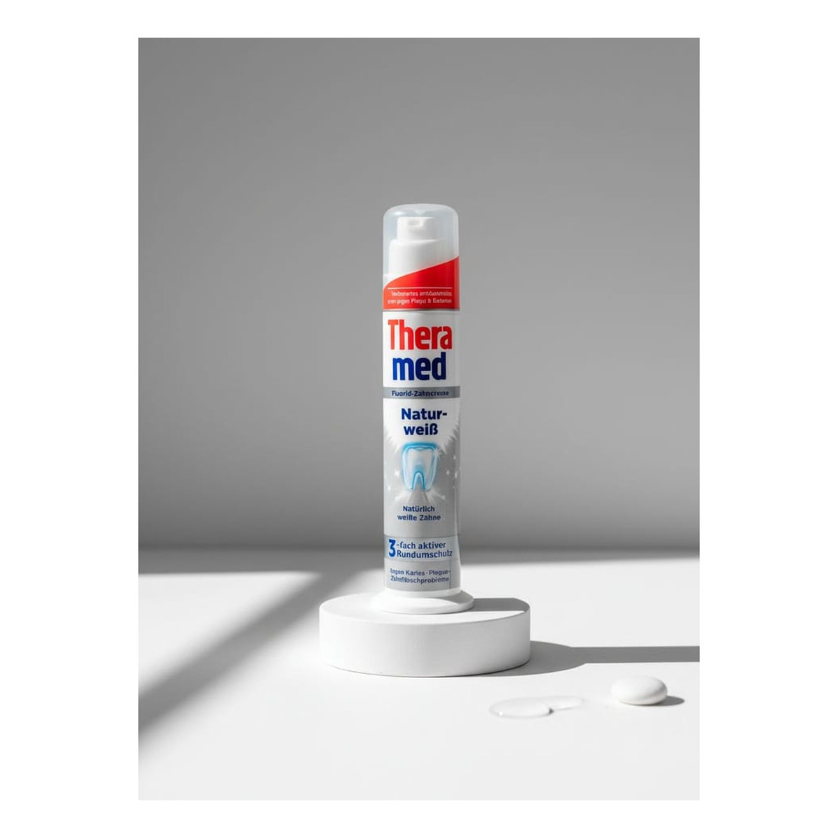 Theramed Natural Weiss Pasta do zębów pompka 100ml