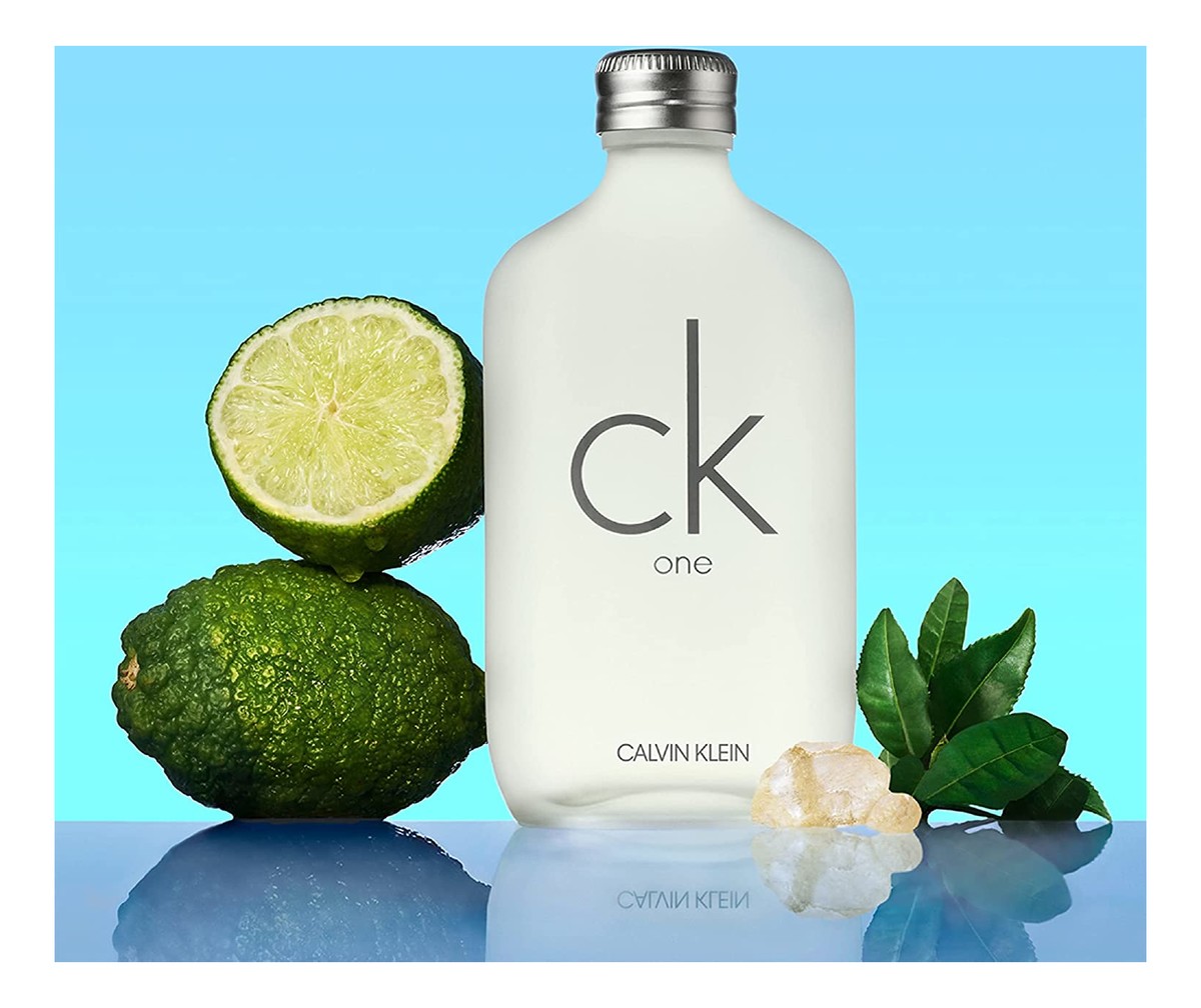 Woda toaletowa spray