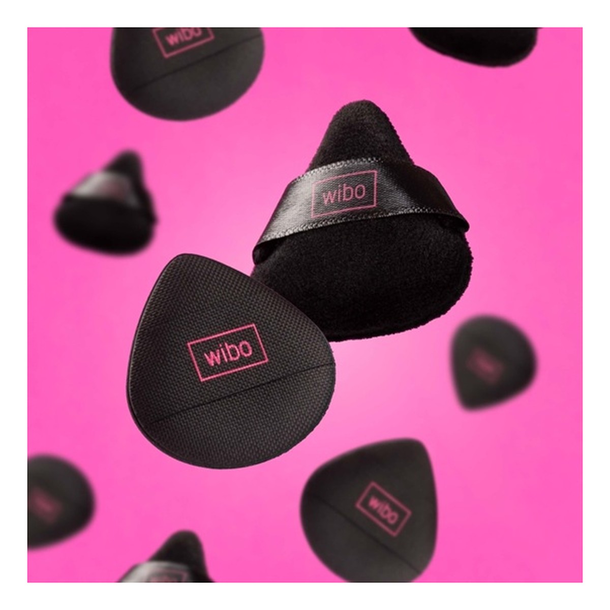 Wibo Mini Traingle Powder Puff zestaw puszków do wykończenia makijażu 2szt