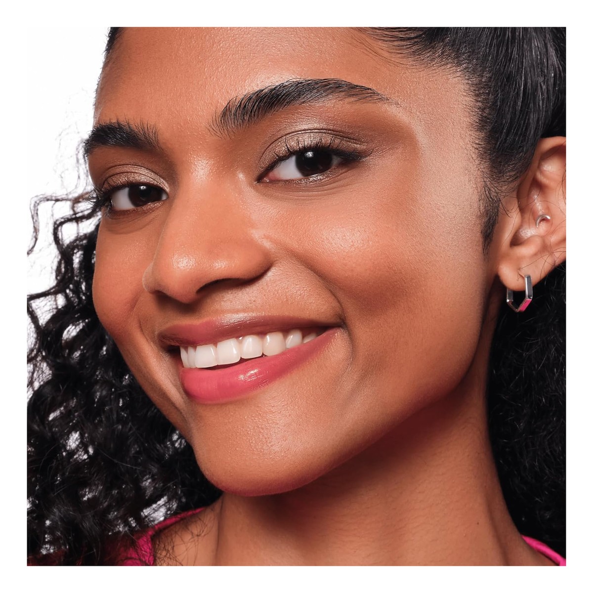 Kremowy cień do powiek