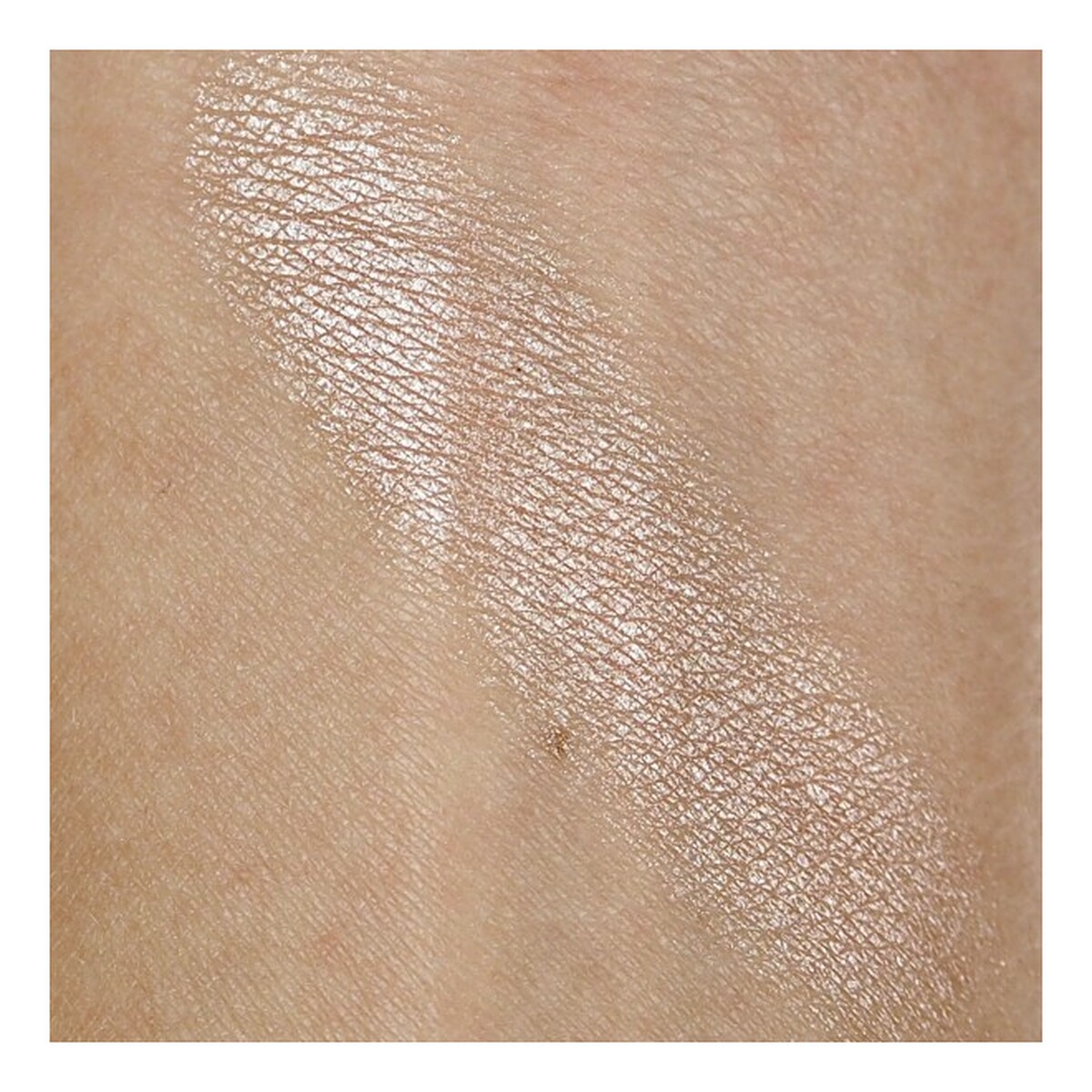 Makeup Revolution I Heart Makeup Blushing Hearts Goddess of Faith Triple Baked Highlighter Rozświetlacz Do Twarzy 10g