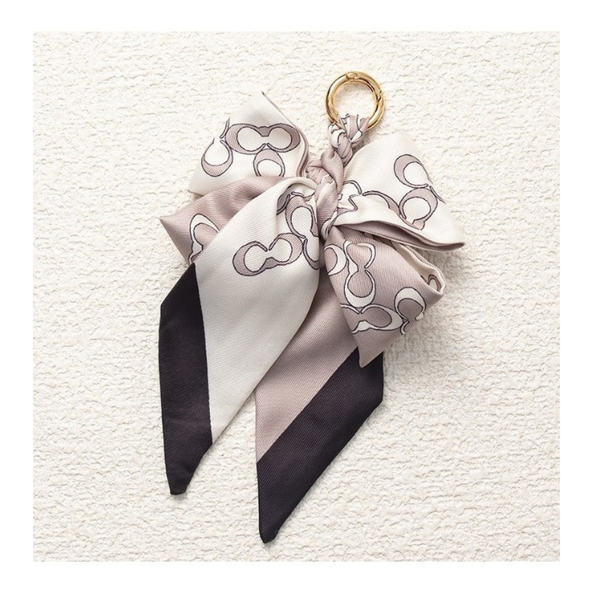 Ecarla Brelok do kluczy elegancki wzór kokarda BRL373