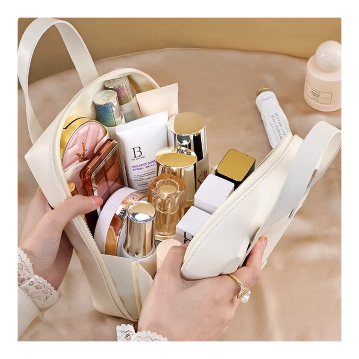 Kosmetyczka z rączką