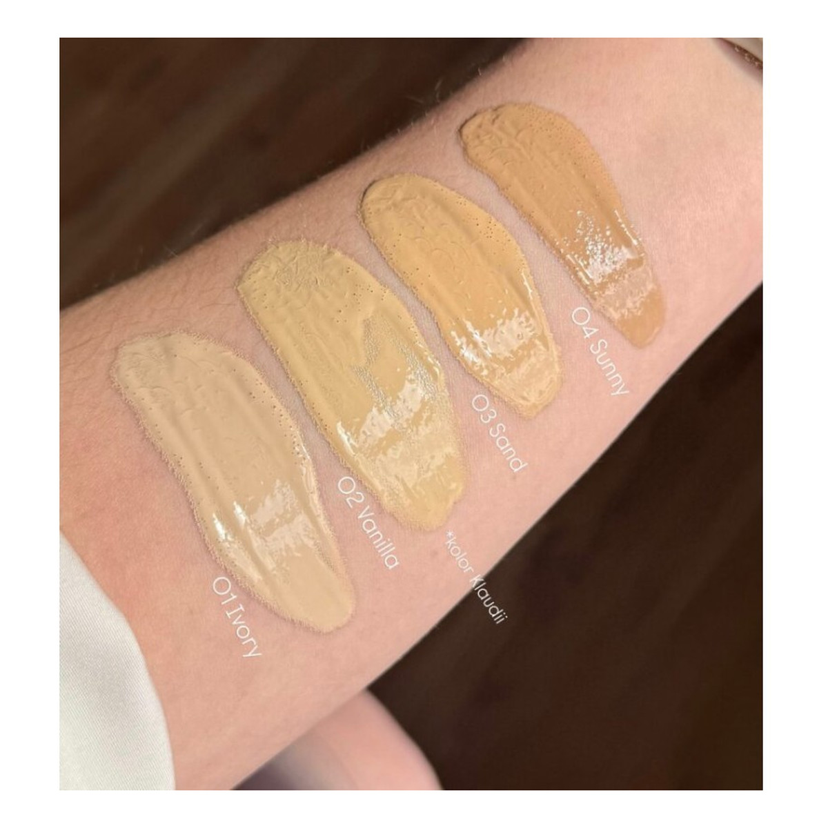 Lovro Bubble Foundation podkład o napowietrzonej rozświetlającej formule 50ml