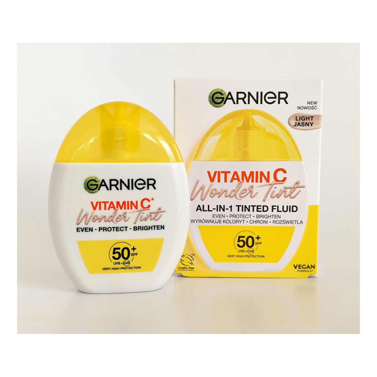 Garnier Vitamin C Wonder Tint lekki barwiący fluid do twarzy SPF50+ 40ml