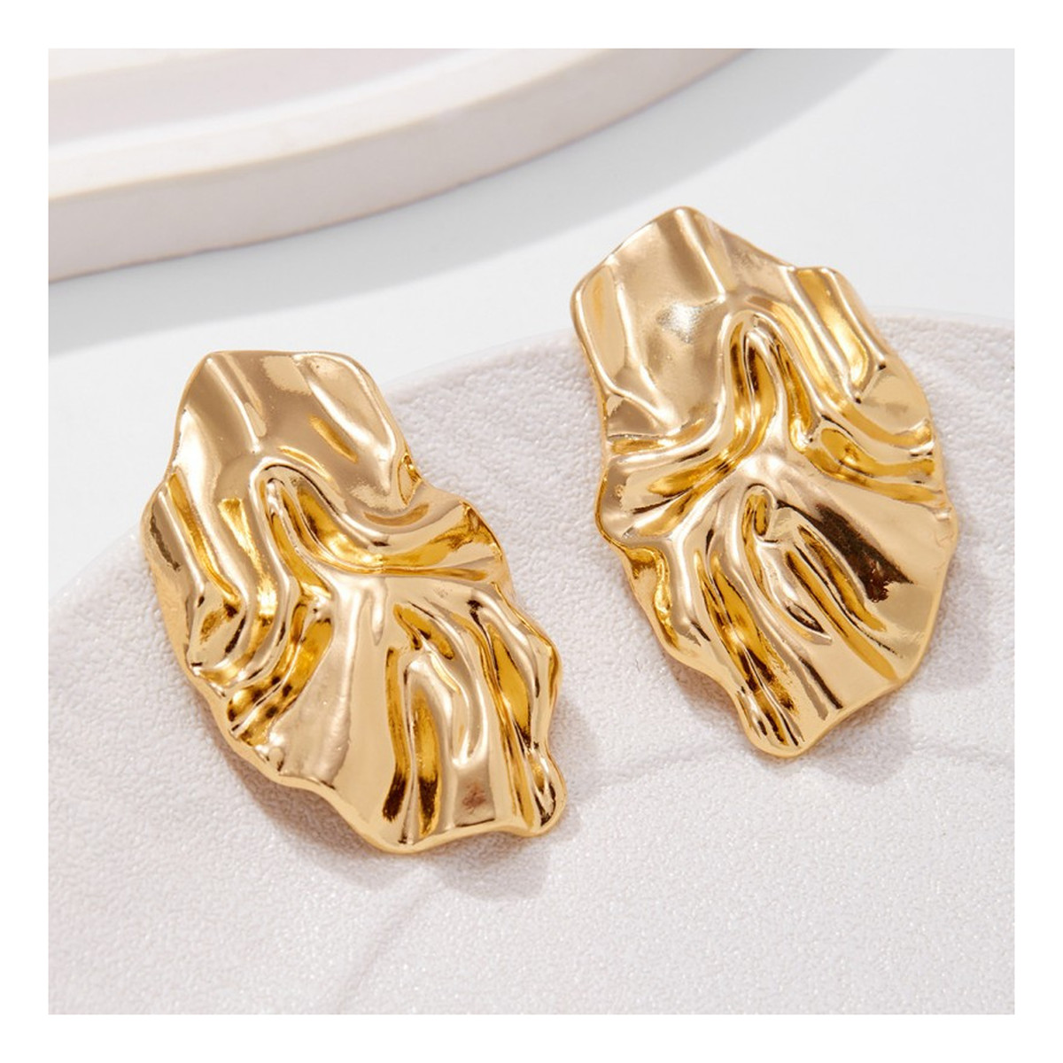 Ecarla Kolczyki wiszące, efektowne złote blaszki K1721