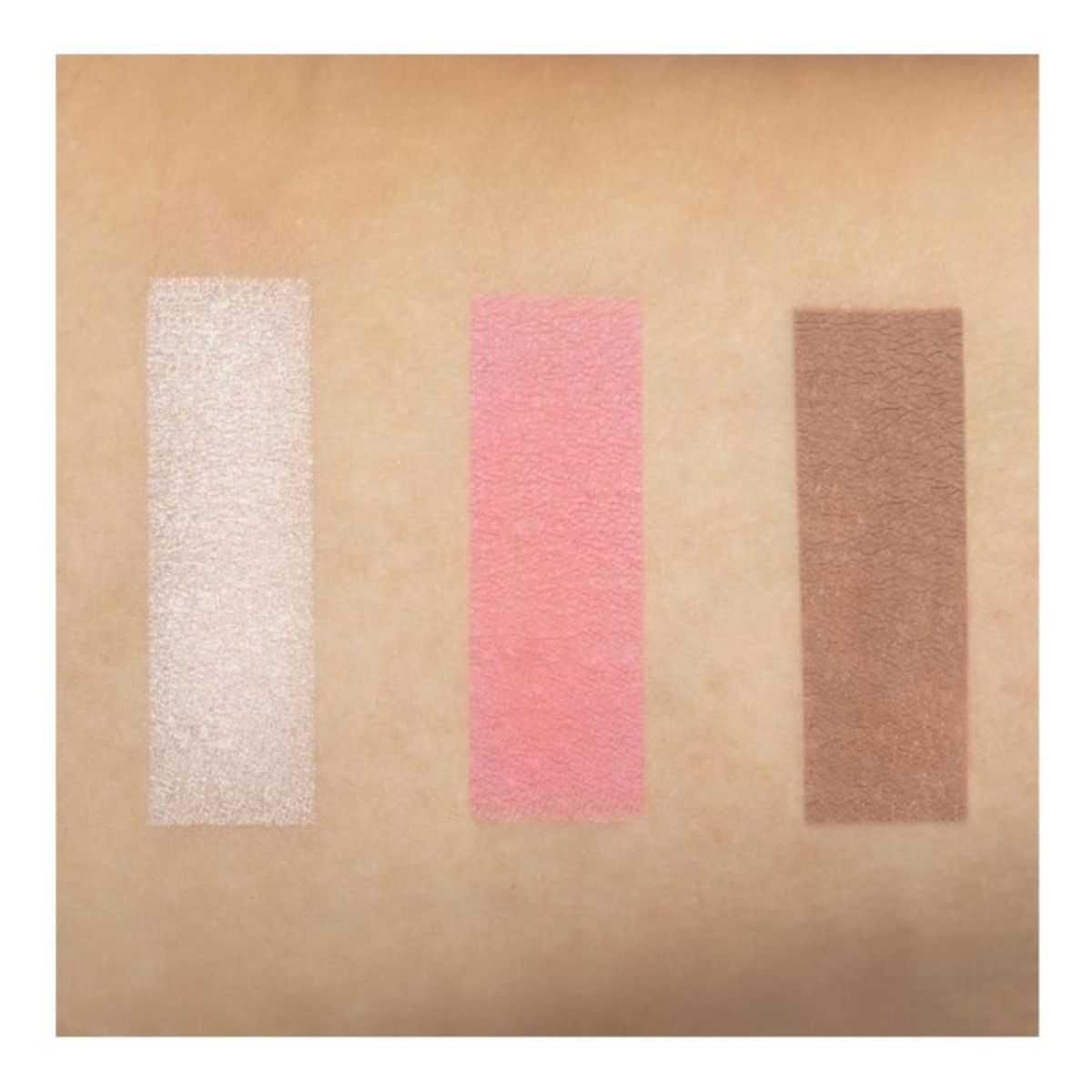 Ibra Paleta do konturowania twarzy Contour Kit (róż,bronzer,rozświetlacz)