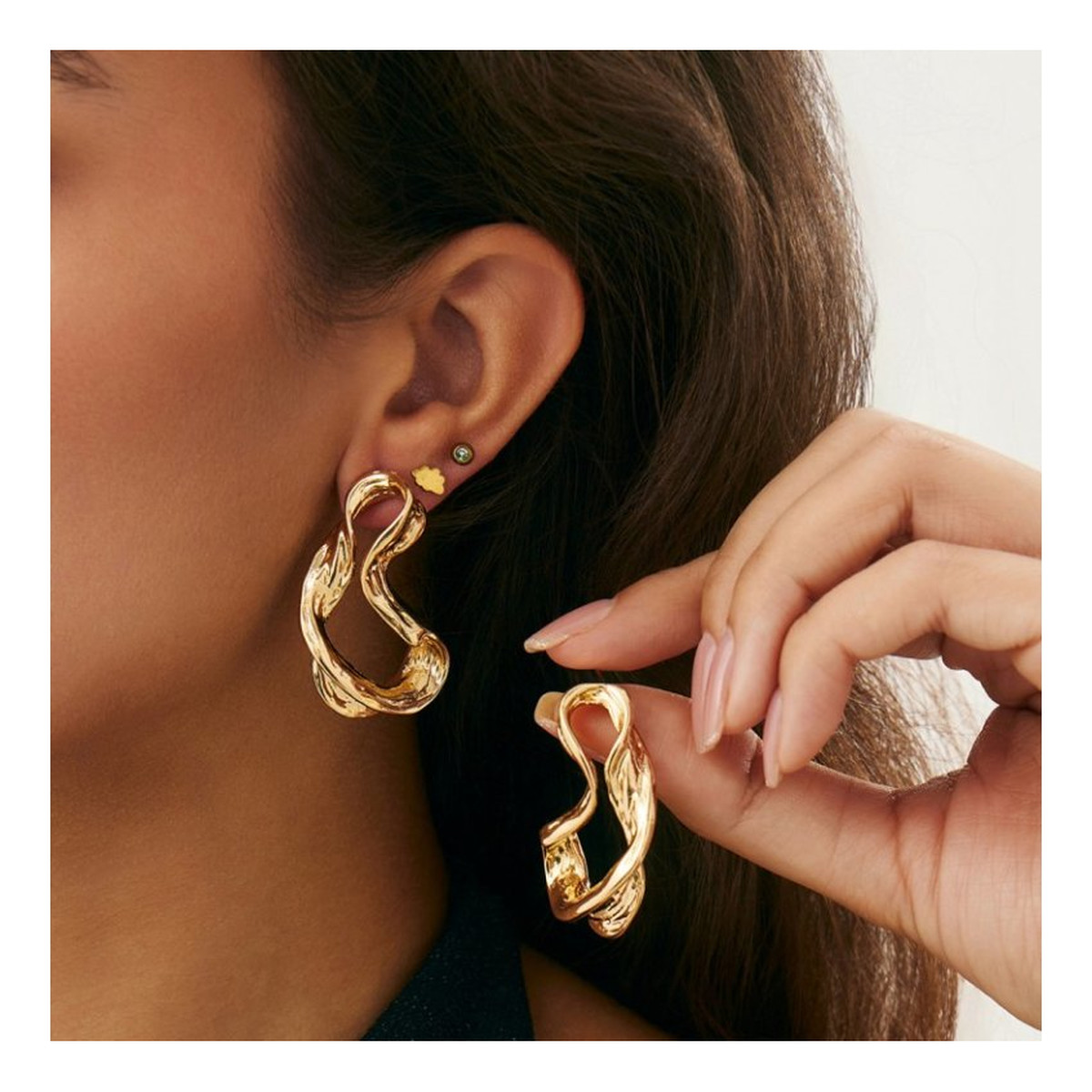 Ecarla Kolczyki wiszące, efektowne zawijasy złote K1719