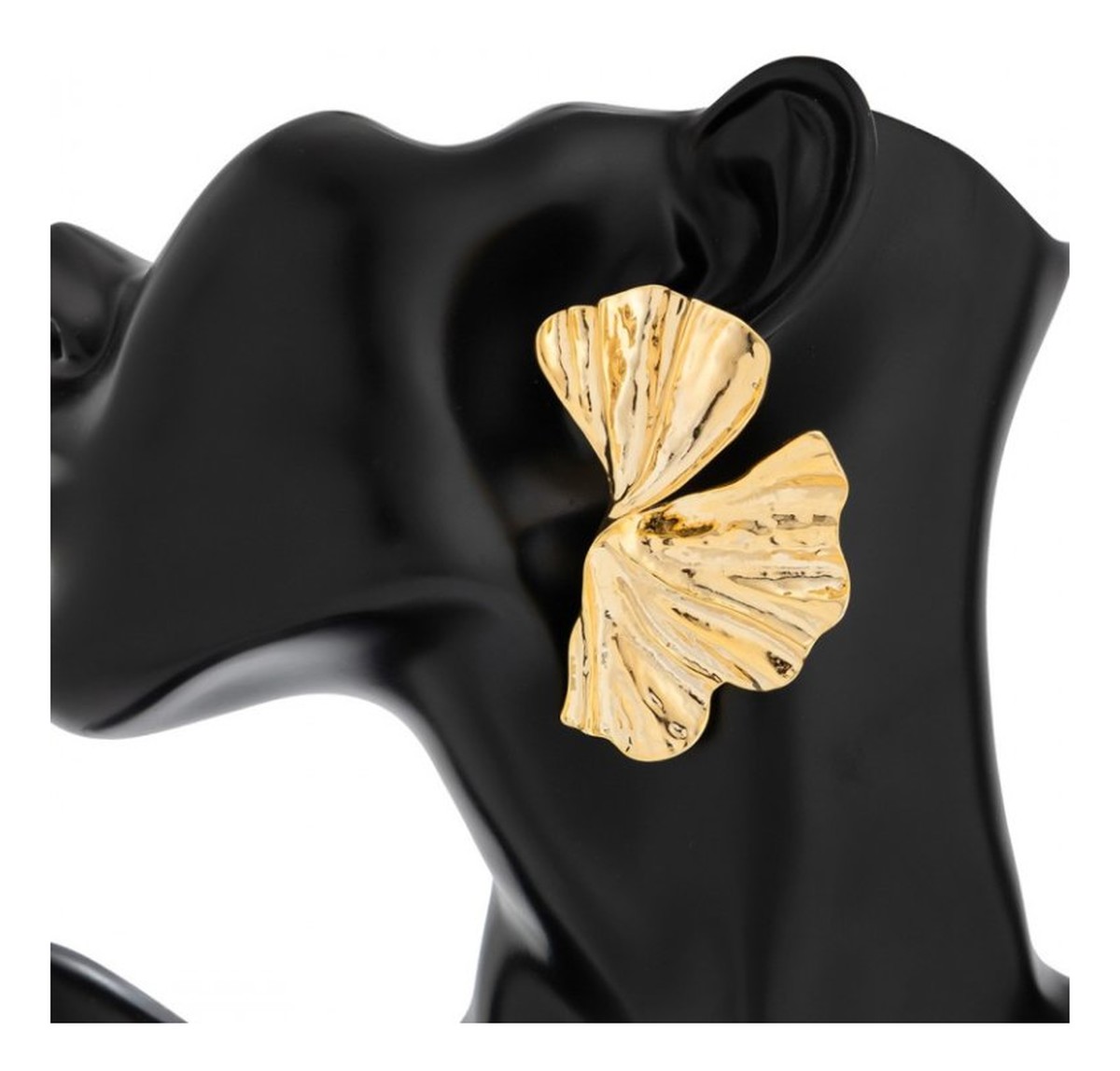 Kolczyki wiszące, efektowne złote blaszki liście miłorzębu K1722