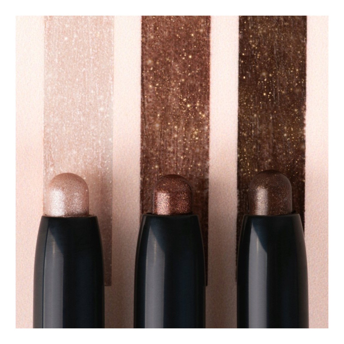 Cień do powiek w sztyfcie