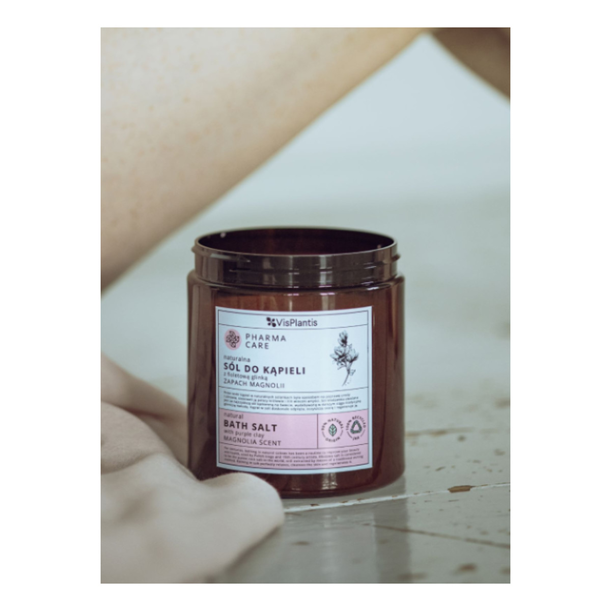 Vis Plantis Pharma Care Naturalna sól do kąpieli z fioletową glinką zapach Magnolii 800g