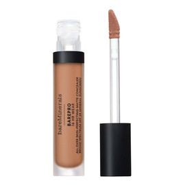 16HR Wear All Over Skin-Perfecting Matte korektor do twarzy