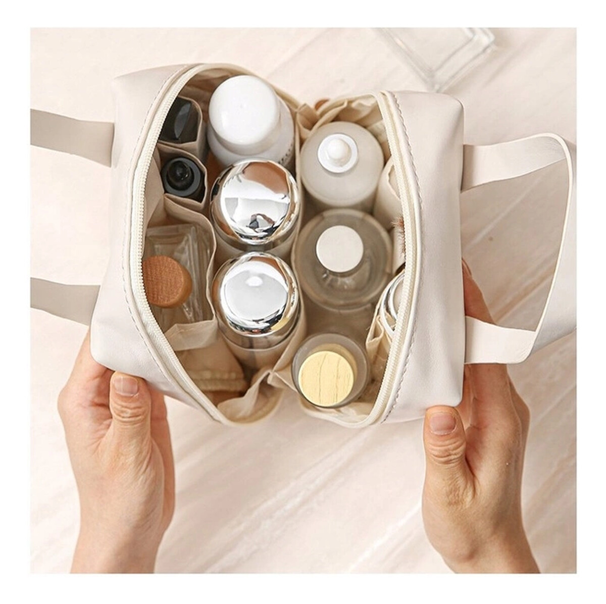 Kosmetyczka z rączką