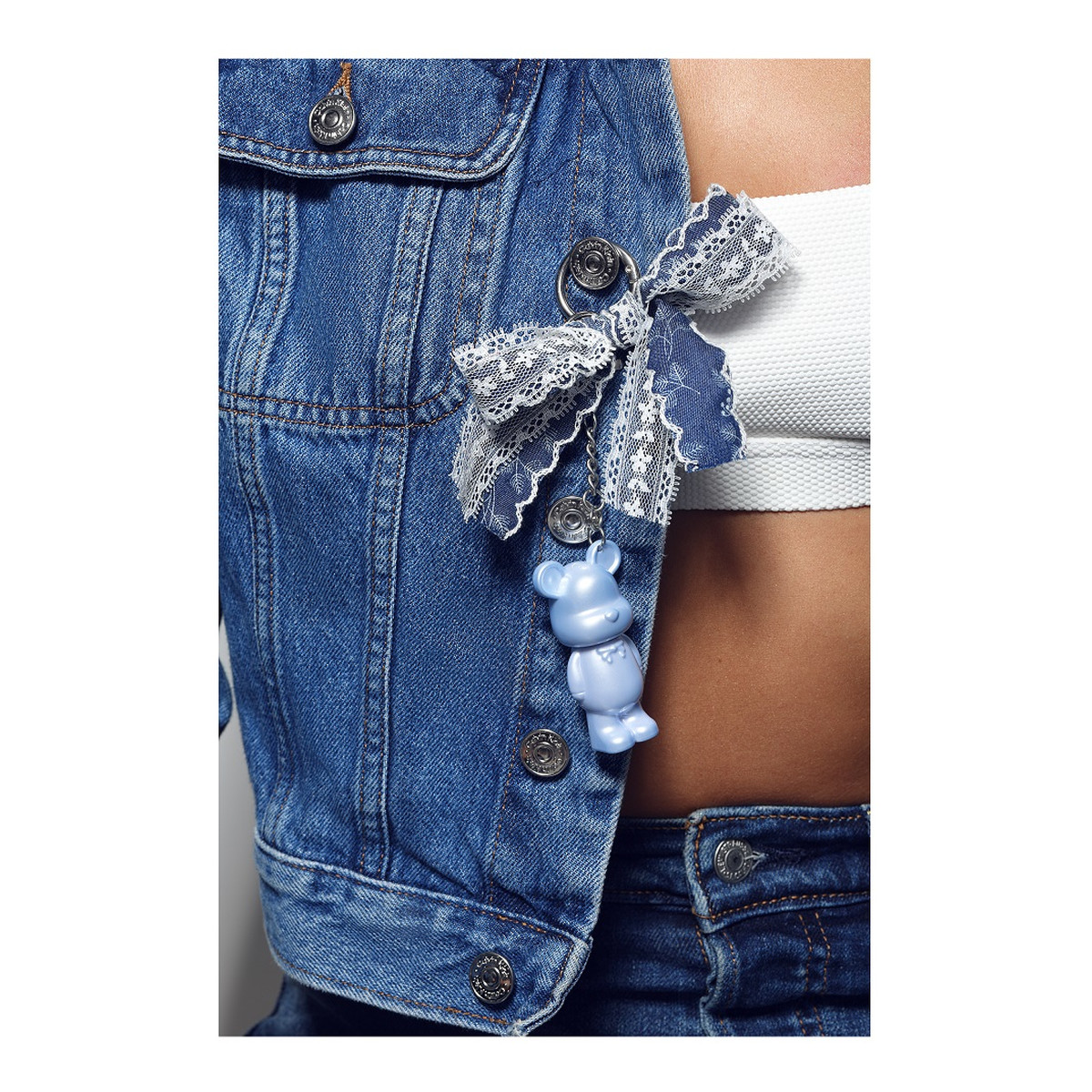 Lovro Denim Sugar Teddy błyszczyk do ust z drobinkami 1.4g