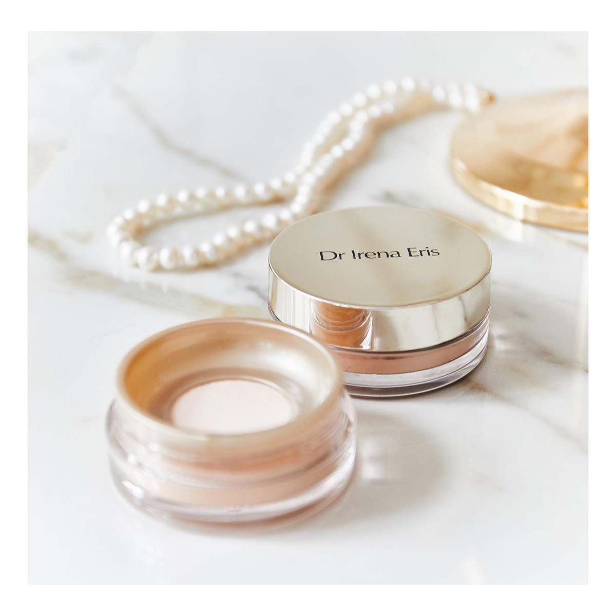 Dr Irena Eris Matt & Blur Make-Up Fixer Ultralekki puder utrwalający makijaż 10g