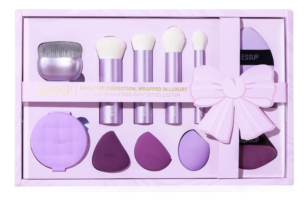 Zestaw pędzli i gąbeczek do makijażu 11szt.