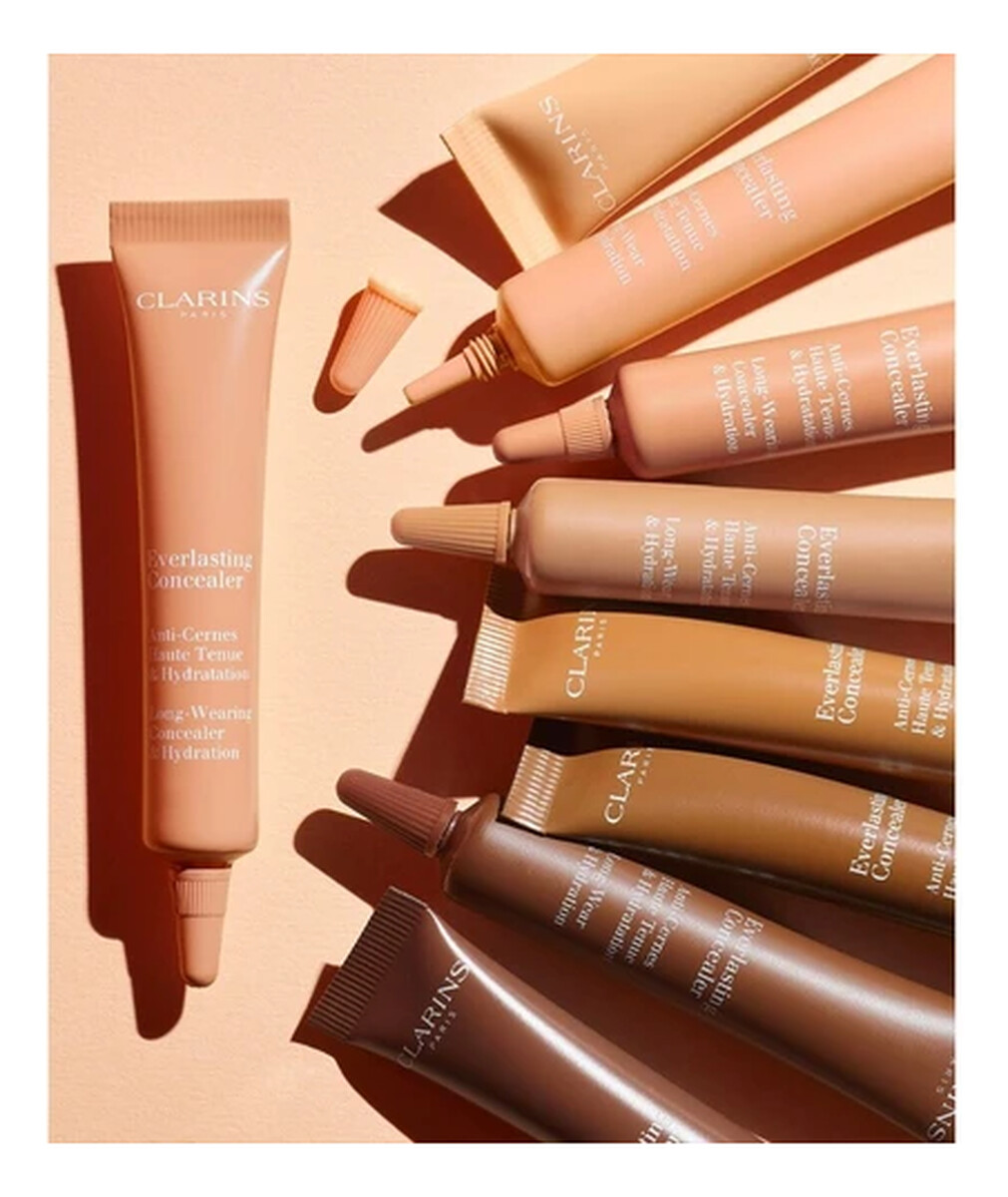 nawilżający korektor pod oczy