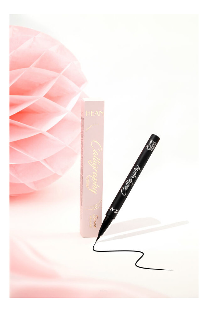 Calligraphy Brush Eyeliner