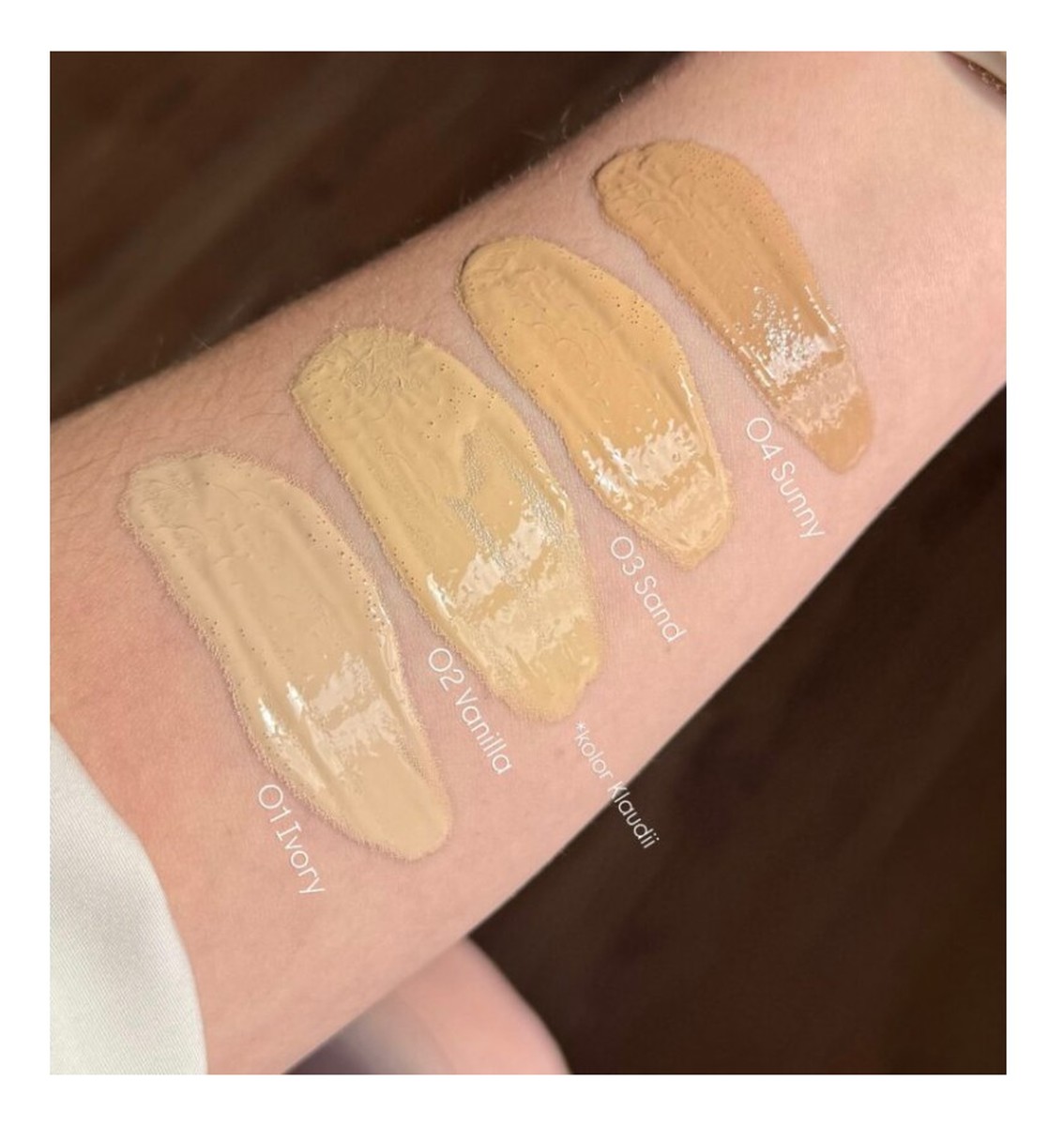 podkład o napowietrzonej rozświetlającej formule