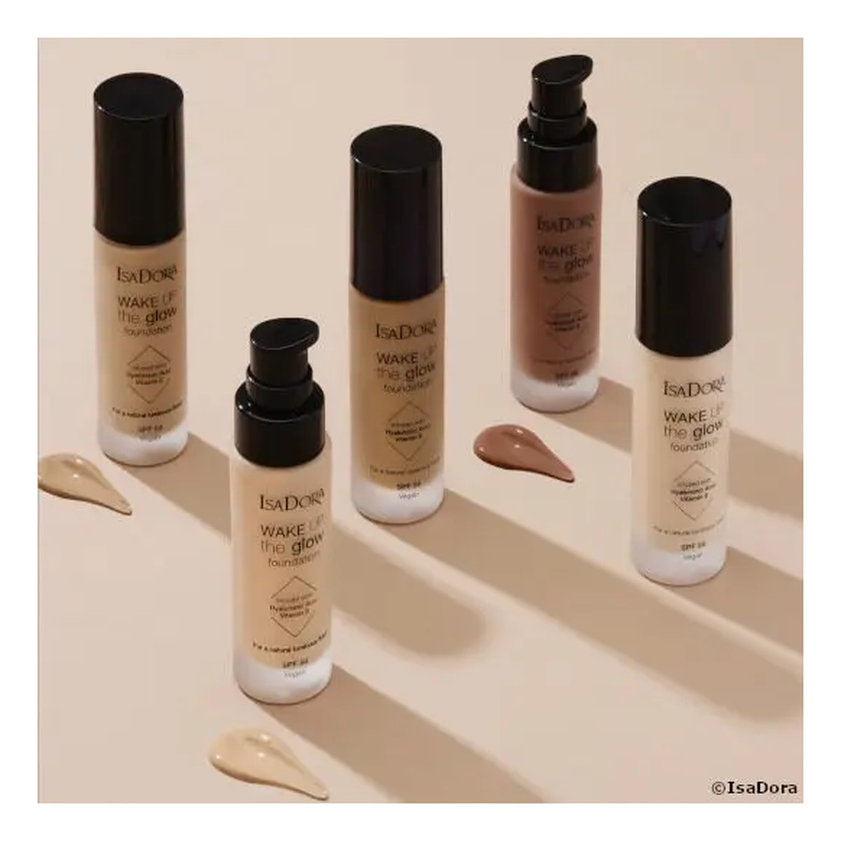 Isadora Wake Up The Glow Foundation rozświetlający podkład do twarzy SPF50 30ml