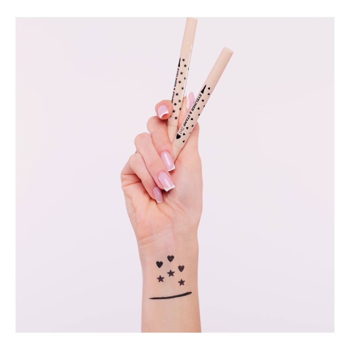 Eveline Eyeliner ze stemplem