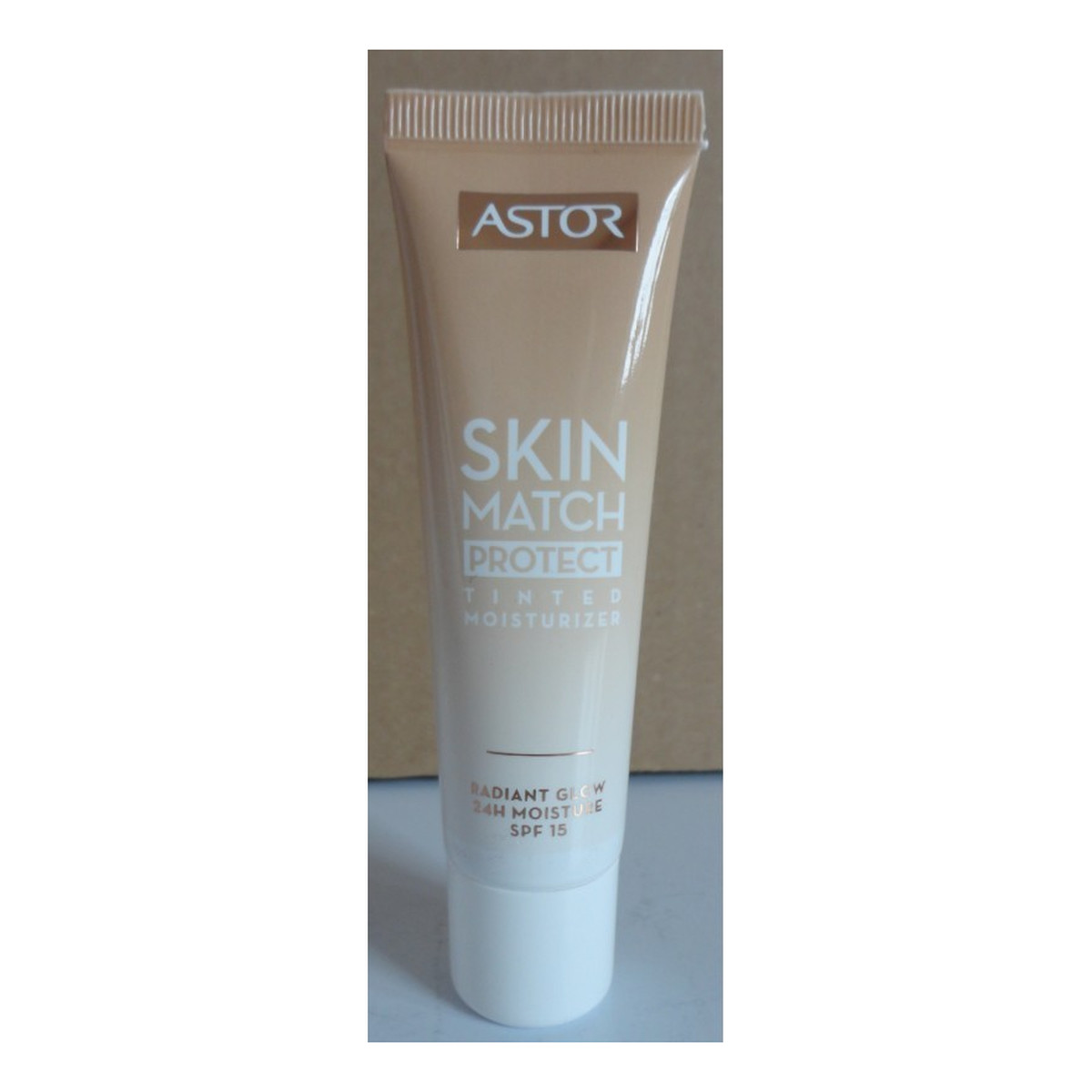 Astor Skin Match Protect Tinted Moisturizer Pielęgnacyjna baza do twarzy 30ml