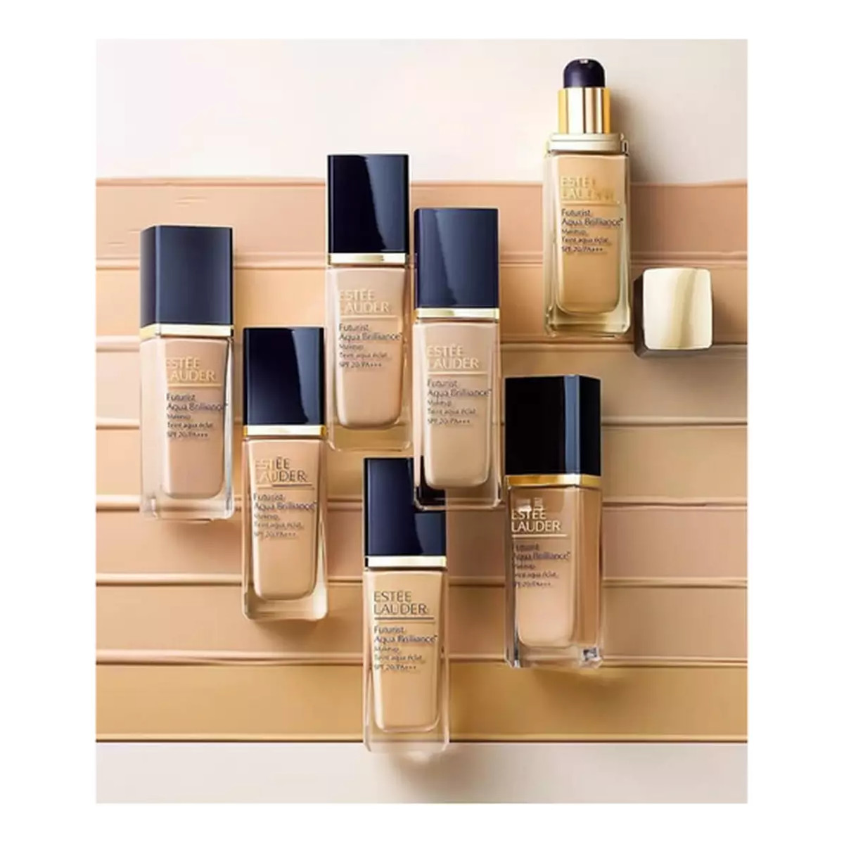 Estee Lauder Futurist Aqua Brilliance Podkład do twarzy nawilżająco-rozświetlający SPF20/PA+++ 30ml