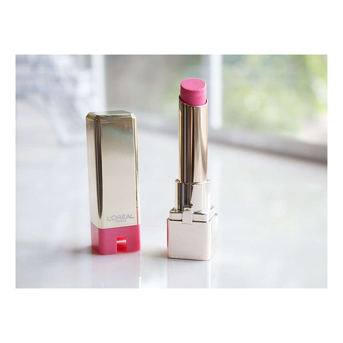 L'Oreal Paris Colour Riche Caresse Szminka Do Ust 2g